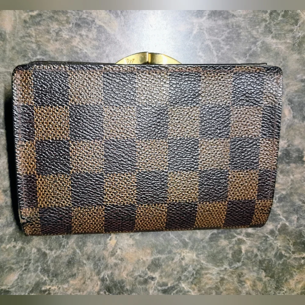 Authentic Louis Vuitton Brown Portefeuille Viennois  Damier Ebène Wallet 🤎 - Picture 2 of 13